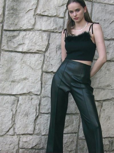 triangle leather like pants | MELT THE LADY | メルトザレディ公式サイト