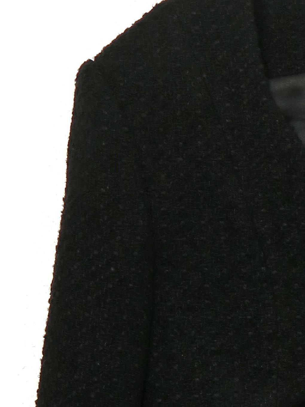 gripping cropped tweed jacket