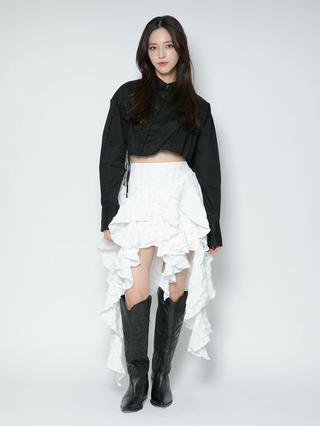 string tuck cropped blouse